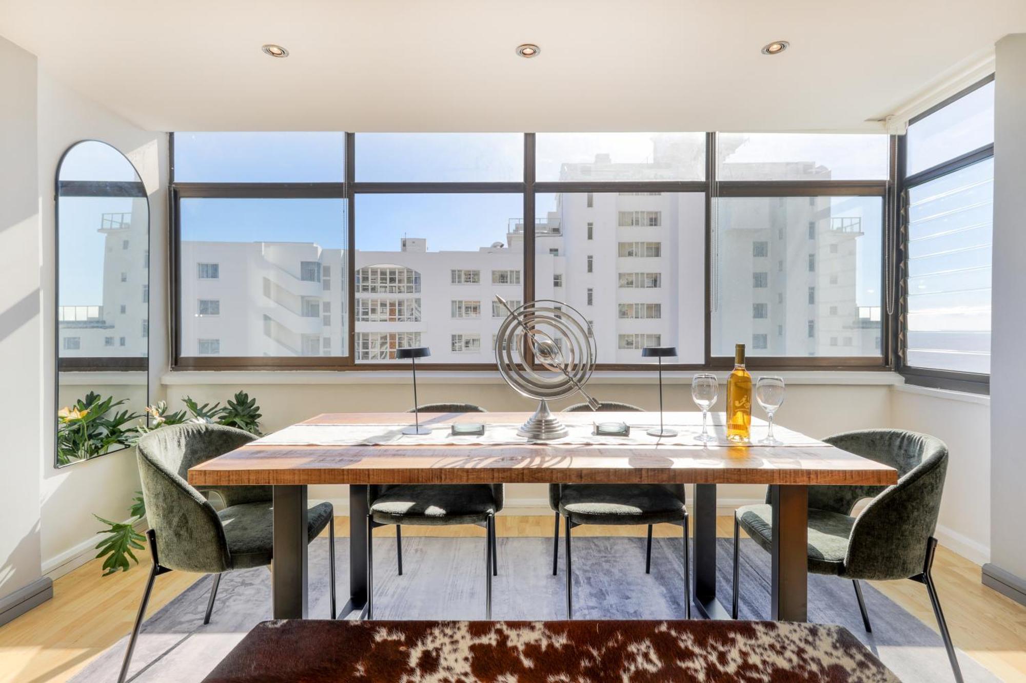Backup-Powered Bantry Bay View 2 Bed Apartment 케이프타운 외부 사진