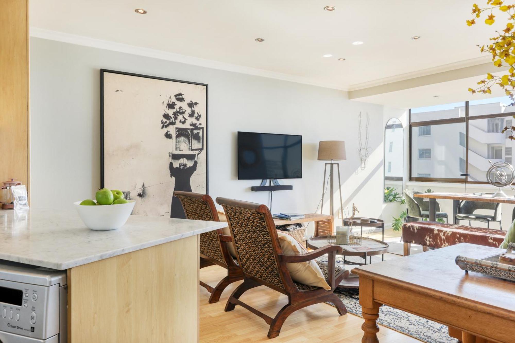 Backup-Powered Bantry Bay View 2 Bed Apartment 케이프타운 외부 사진
