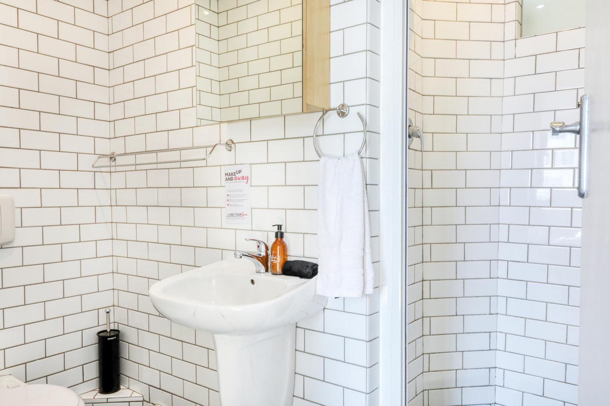 Backup-Powered Bantry Bay View 2 Bed Apartment 케이프타운 외부 사진