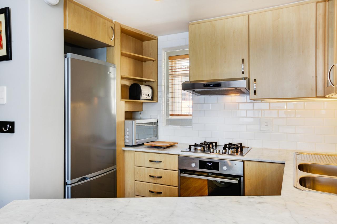 Backup-Powered Bantry Bay View 2 Bed Apartment 케이프타운 외부 사진