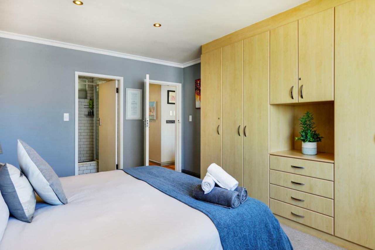 Backup-Powered Bantry Bay View 2 Bed Apartment 케이프타운 외부 사진