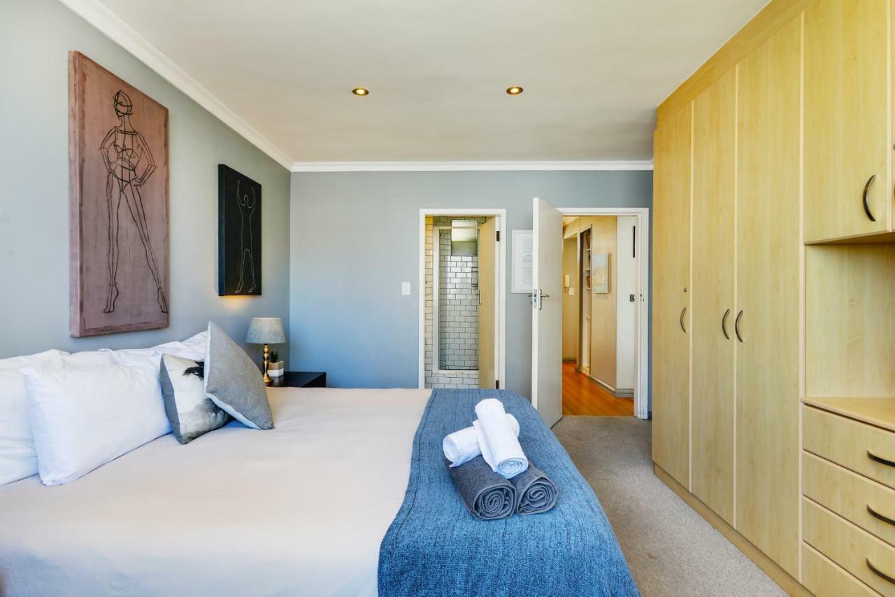 Backup-Powered Bantry Bay View 2 Bed Apartment 케이프타운 외부 사진